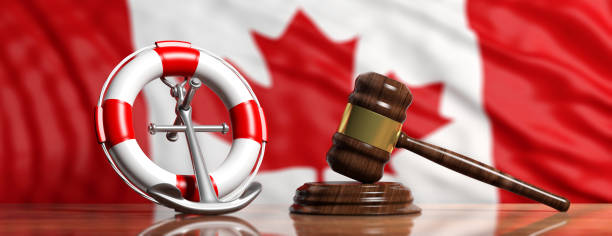 lifebuoy, ancora della nave e martello giustizia sullo sfondo della bandiera canadese, striscione. illustrazione 3d - court legal system justice gavel foto e immagini stock