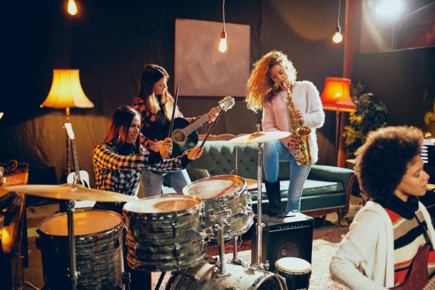 istock Girls playing jazz music. 1075024780