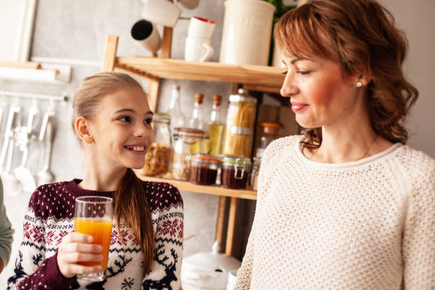 istock Mother and daughter 1075114862