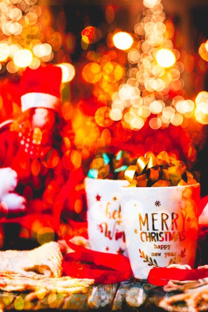 istock Christmas hot cocoa mugs 1075117584