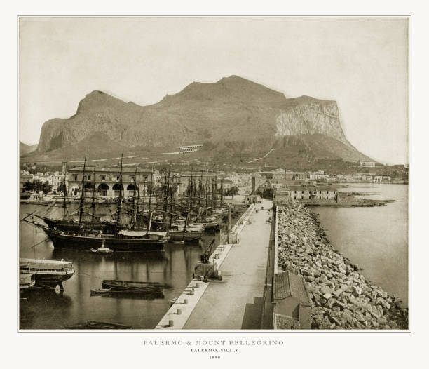 Palermo and Monte Pellegrino, Palmero, Sicily, Italy, Antique Italian Photograph, 1893 Antique Italian Photograph: Palermo and Monte Pellegrino, Palmero, Sicily, Italy, 1893. Source: Original edition from my own archives. Copyright has expired on this artwork. Digitally restored. sicily photos stock pictures, royalty-free photos & images