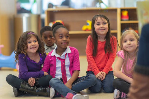 istock Listening to a story 1075150946