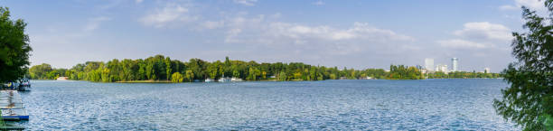istock Landscape in Herastrau park, Bucharest 1075280178
