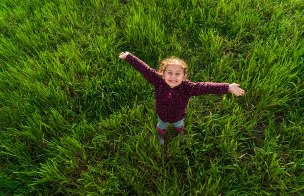 istock Kids in the farm 1075299264