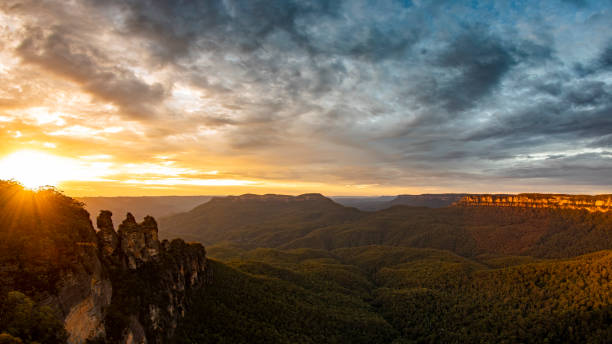 istock Three Sisters Blue Mountains Australia at sunrise 1075425570