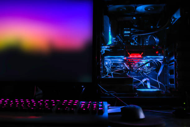 pc desktop per servizi pesanti per il gaming, la progettazione, il rendering e il mining di criptovalute - gaming systems foto e immagini stock