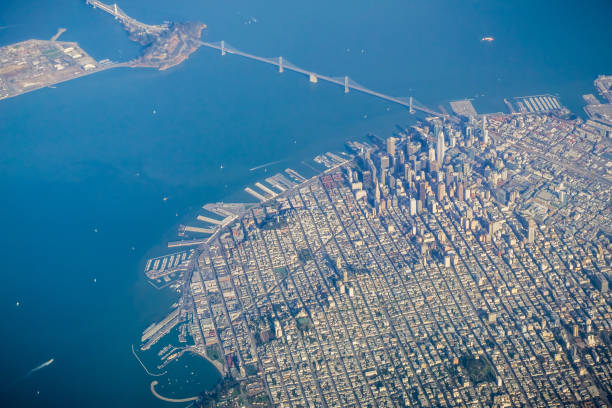 istock Aerial view of downtown San Francisco 1075447124
