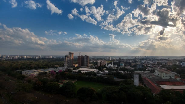 Top view of one of the parts of the city of Foz do Iguaçú, with the Paraguayan city of Ciudad del Este seen in the background -  Visão de cima de uma das partes da cidade de Foz do Iguaçú, com a cidade paraguaia de Ciudad del Este vista ao fundo.