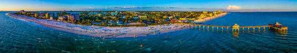istock Ft Myers Beach,FL Aerial Pan 1075606220