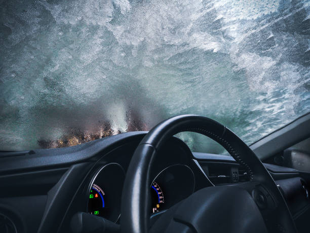 frozen car glass icy background automobile interior frosted - frosted glass window frost ice imagens e fotografias de stock