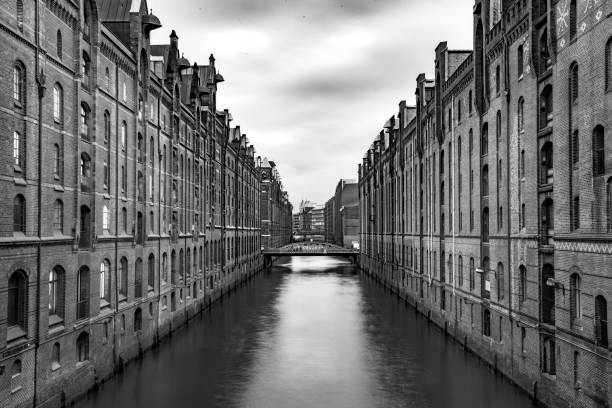 istock Speicherstadt at night in Hamburg 1075720528