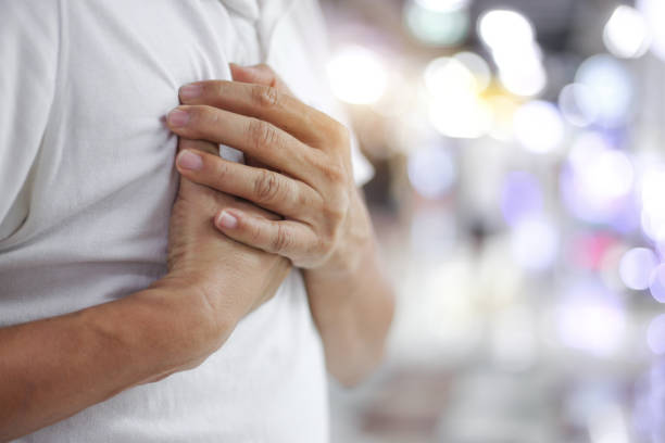 istock Young businessmen have heart disease. 1075934786