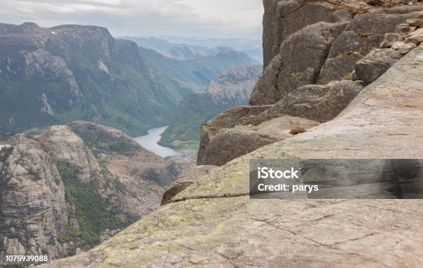 File:Steep Cliff of Preikstolen - 2013.08 - panoramio.jpg - Wikimedia  Commons
