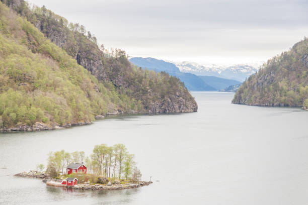 istock Single wooden cottage - Norway 1075942530