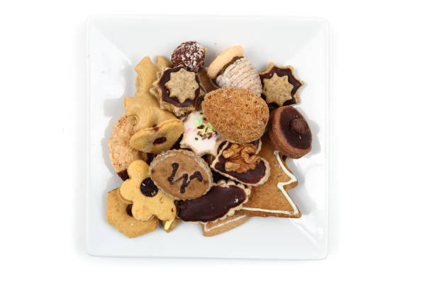 istock christmas cookies isolated 1075950744