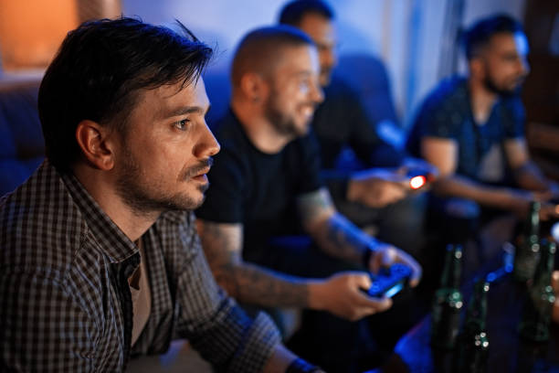 istock Friends playing video games 1076115948