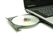 laptop-mit-cd.jpg?b=1&s=170x170&k=20&c=Gur_5_4aDn2vvcohfMeeW0frLTueMdFWyEgA4uFchr0=