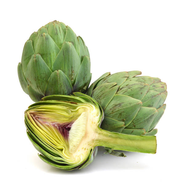 alcachofas, aislados en blanco - artichoke vegetable isolated food fotografías e imágenes de stock