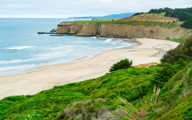 istock California Pacific Coast Paradise , solitude on empty beach 1076293156