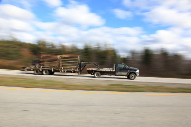 Truck with lots of motion blur