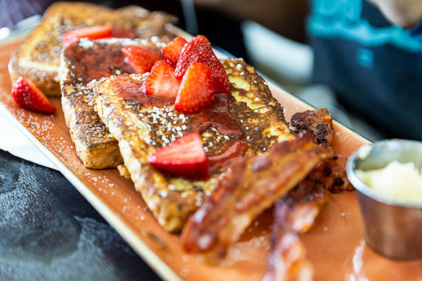 French Toast and Strawberries Breakfast Food french toast stock pictures, royalty-free photos & images