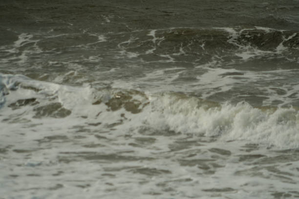 istock Crashing Waves in Bras Dor 1076486996