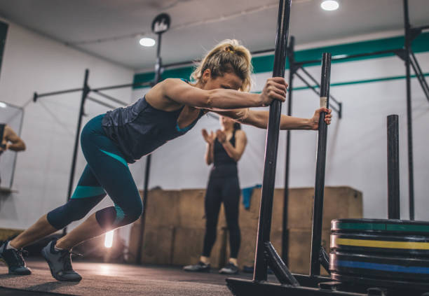 istock Young girl working out 1076672968