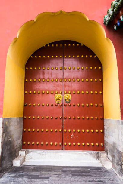 istock door of Chinese ancient building 1076719222