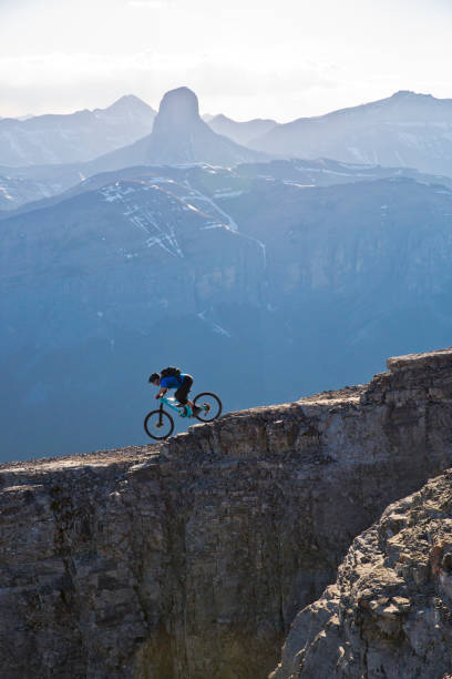 istock Mountain Bike Canada 1076840118