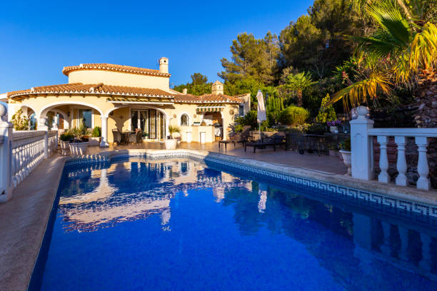 istock Country house, pool, garden, appearance. 1076886870