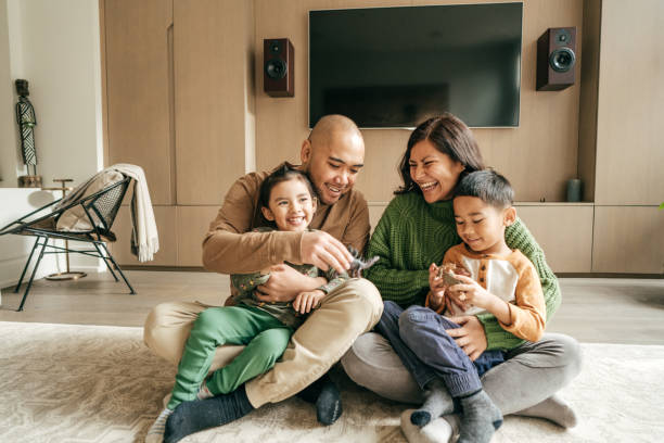 istock Family Winter weekend 1076888900