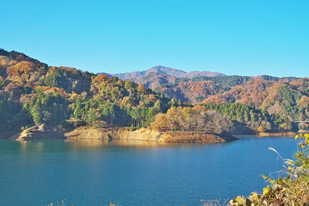 istock lake and the mountain which turned red 1076970582