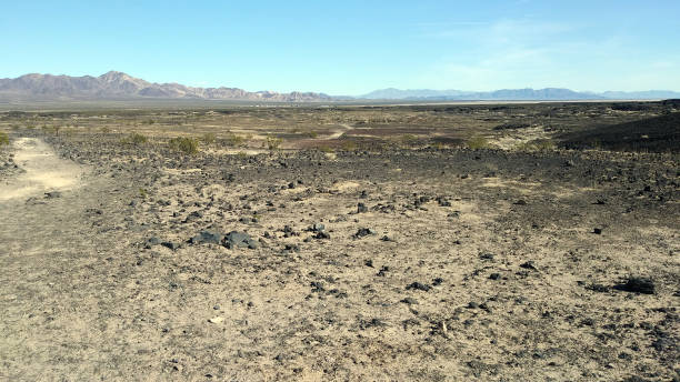 istock A Mars-like Landscape in the Mojave Desert 1076985684