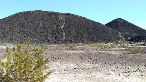 istock A Picture-Perfect Day at Amboy Crater 1076991054