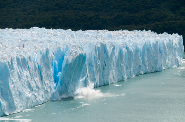 istock Ice Calving at the Perito Moreno Glacier 1077029046