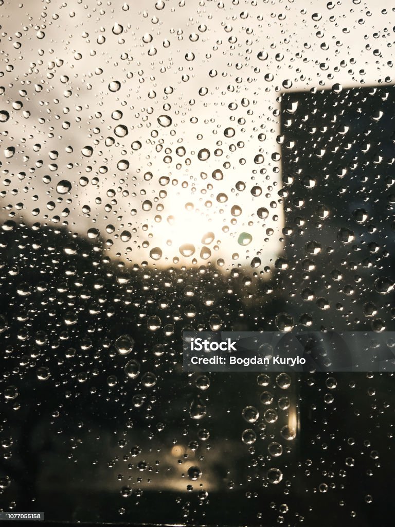 Giọt Mưa Trên Kính Cửa Sổ Dưới Ánh Nắng Mặt Trời Hình Ảnh Đẹp Của ...