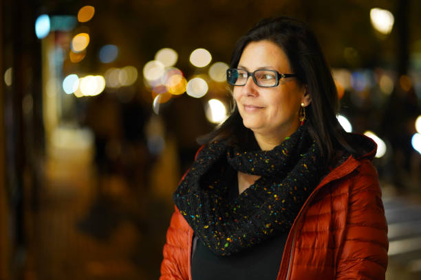 istock Christmas shopping in Barcelona 1077185132