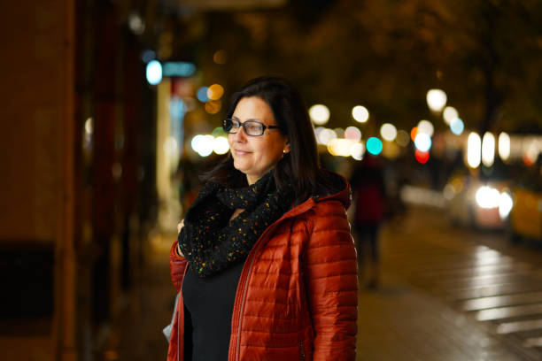 istock Christmas shopping in Barcelona 1077188518