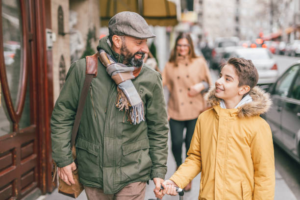 istock Family traveling 1077190632