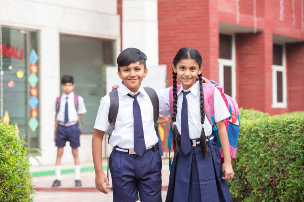 istock Kids Going school - stock images 1077195310