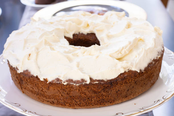 istock Whipped cream cake with fresh cream topping 1077238314