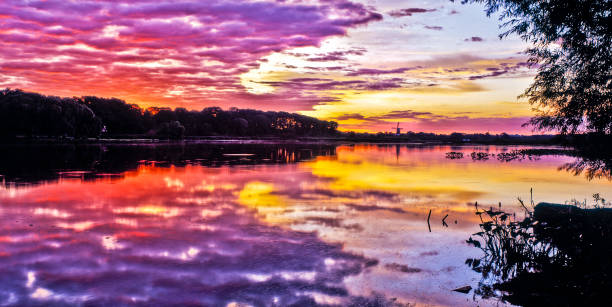 istock Holland Mi, Windmill Island Dawn 1077255328