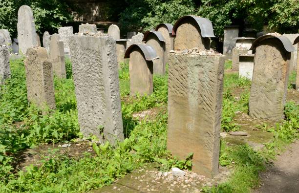 istock Stone Jewish tombs 1077270388