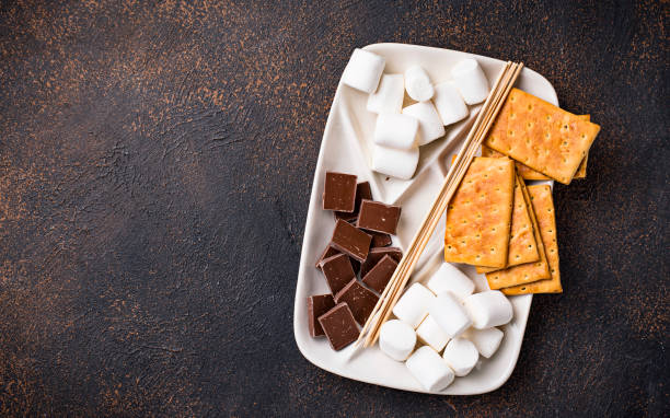 istock Ingredients for toasting marshmallows and cooking s'mores 1077285454