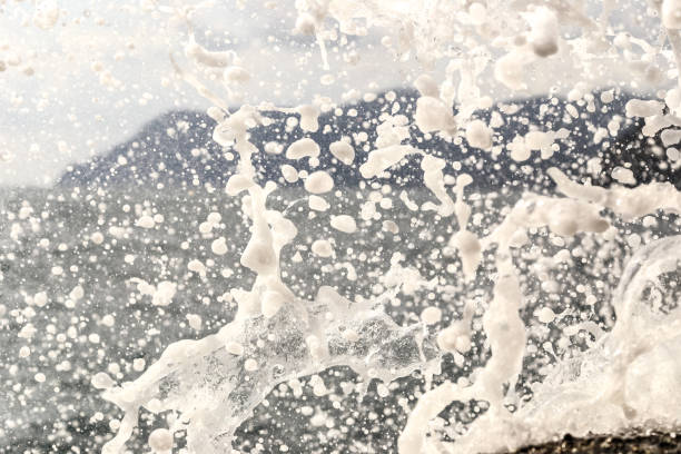 istock Splashing foamy waves at Cinque Terre Italy 1077342632