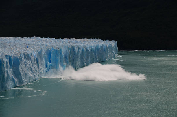 istock Ice Calving at the Perito Moreno Glacier 1077488932