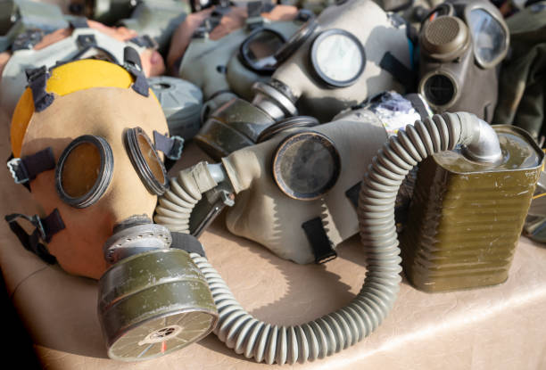 istock Old gas masks at a flea market, Ankara, Turkey 1077574968