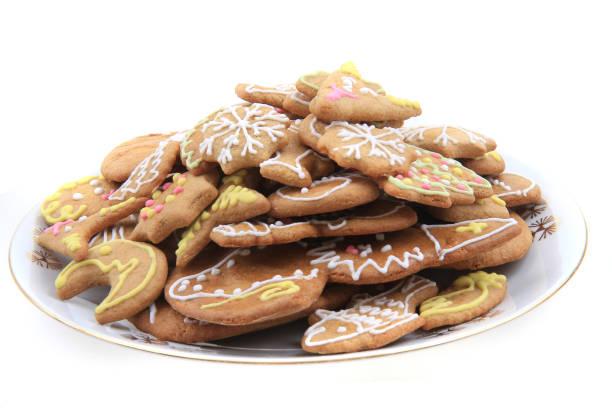 istock christmas cookies and gingerbread isolated 1077590630