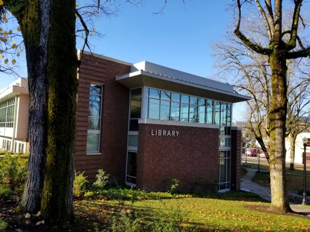 istock Library sign on Oregon City Library building 1077654694