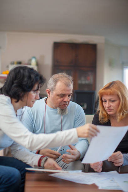 istock Personal Consultation at home 1077703912